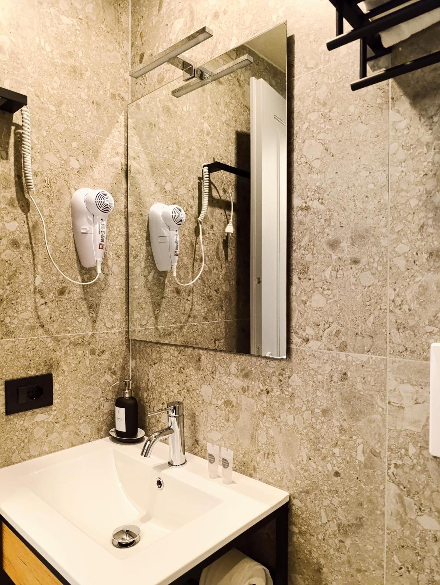Honeycomb Guesthouse Rome Extérieur photo